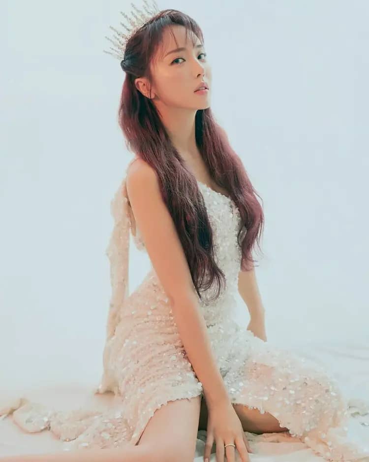 Hong Jin Young