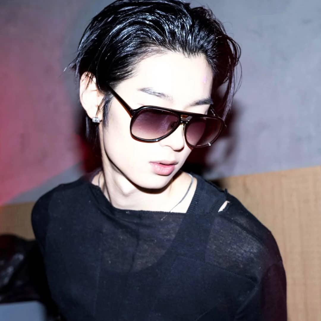NOWIMYOUNG