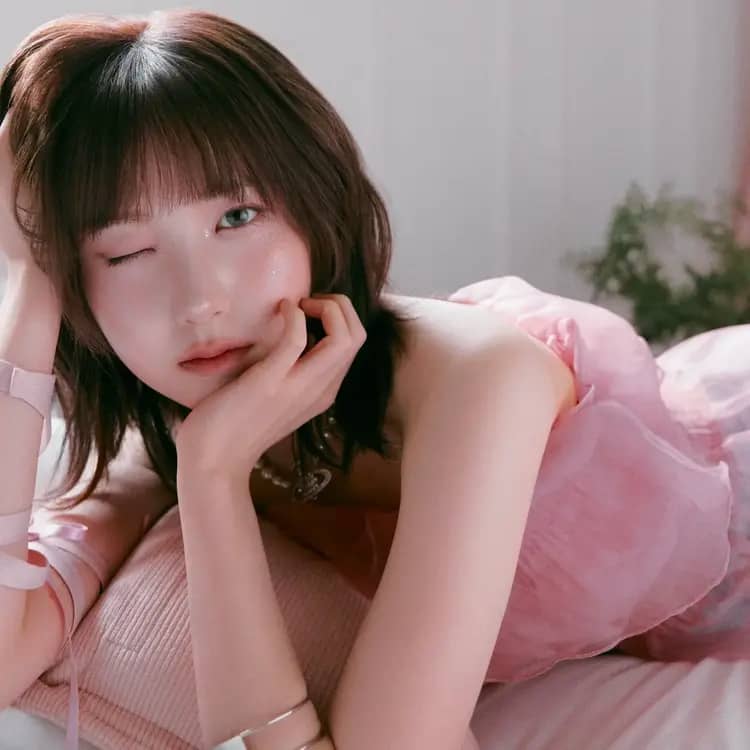 Hitomi